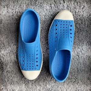 Unisex Native Blue Perforated Slip-On Shoes